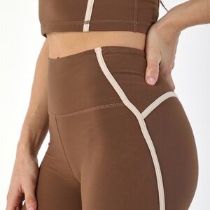 Glyder - Leggings - Chocolate/Oat milk accent stripe - NWT